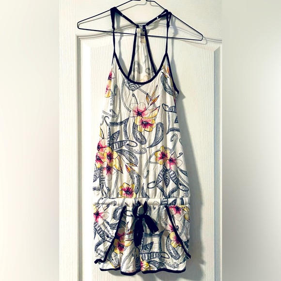 Sleeper Romper - Picture 1 of 3